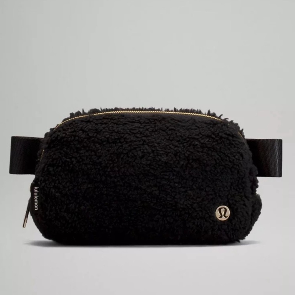 Lululemon Fuzzy Belt Bag